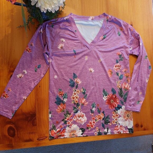 Zulily floral top - Picture 2 of 5